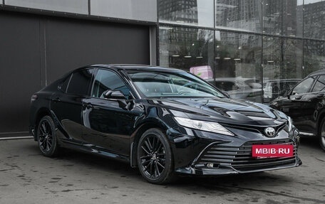 Toyota Camry, 2022 год, 3 950 000 рублей, 3 фотография