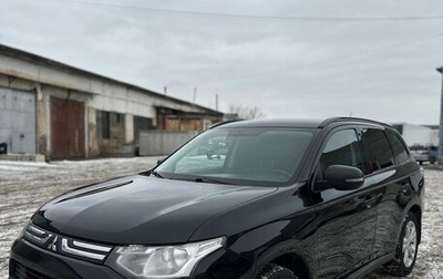 Mitsubishi Outlander III рестайлинг 3, 2013 год, 1 250 000 рублей, 1 фотография