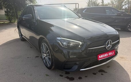 Mercedes-Benz E-Класс, 2021 год, 1 500 000 рублей, 1 фотография