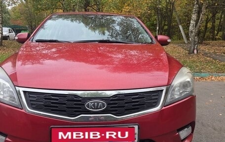 KIA cee'd I рестайлинг, 2011 год, 850 000 рублей, 1 фотография