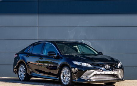 Toyota Camry, 2018 год, 2 495 000 рублей, 7 фотография