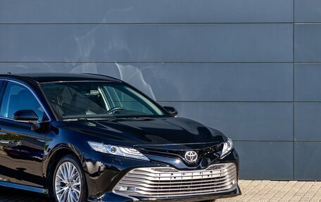 Toyota Camry, 2018 год, 2 495 000 рублей, 8 фотография