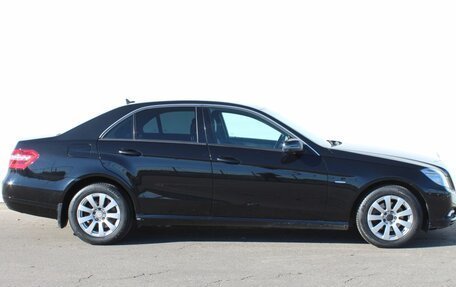Mercedes-Benz E-Класс, 2010 год, 1 340 000 рублей, 4 фотография