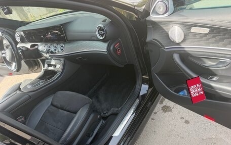 Mercedes-Benz E-Класс, 2021 год, 1 500 000 рублей, 6 фотография