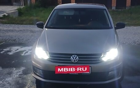 Volkswagen Polo VI (EU Market), 2015 год, 1 040 000 рублей, 4 фотография