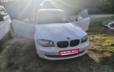 BMW 1 серия, 2010 год, 520 000 рублей, 4 фотография