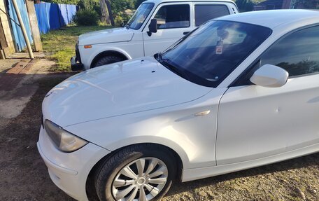 BMW 1 серия, 2010 год, 520 000 рублей, 11 фотография