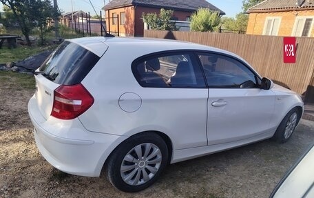 BMW 1 серия, 2010 год, 520 000 рублей, 9 фотография