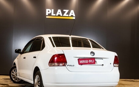 Volkswagen Polo VI (EU Market), 2011 год, 800 000 рублей, 3 фотография