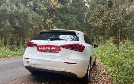 Mercedes-Benz A-Класс, 2019 год, 1 790 000 рублей, 2 фотография