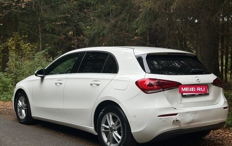 Mercedes-Benz A-Класс, 2019 год, 1 790 000 рублей, 3 фотография