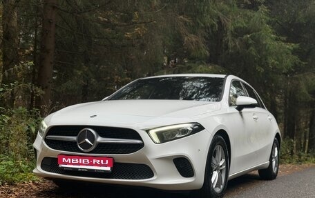 Mercedes-Benz A-Класс, 2019 год, 1 790 000 рублей, 9 фотография