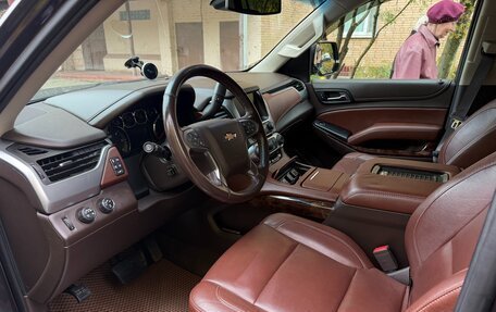 Chevrolet Tahoe IV, 2015 год, 3 290 000 рублей, 20 фотография