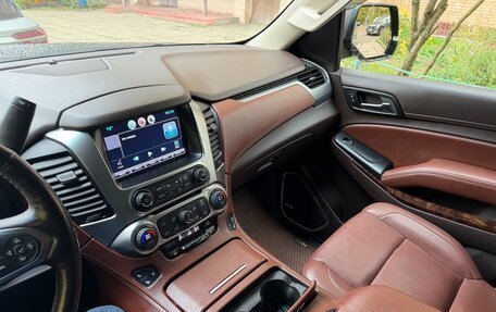 Chevrolet Tahoe IV, 2015 год, 3 290 000 рублей, 22 фотография