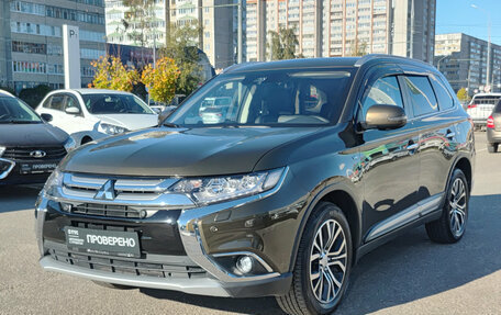 Mitsubishi Outlander III рестайлинг 3, 2018 год, 3 200 000 рублей, 5 фотография
