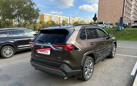 Toyota RAV4, 2021 год, 3 680 000 рублей, 4 фотография