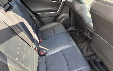 Toyota RAV4, 2021 год, 3 680 000 рублей, 14 фотография
