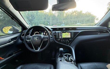 Toyota Camry, 2019 год, 3 030 000 рублей, 8 фотография