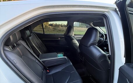 Toyota Camry, 2019 год, 3 030 000 рублей, 10 фотография