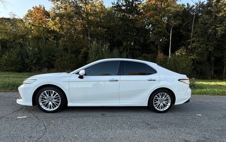Toyota Camry, 2019 год, 3 030 000 рублей, 6 фотография