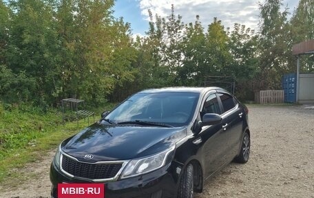KIA Rio III рестайлинг, 2014 год, 900 000 рублей, 5 фотография