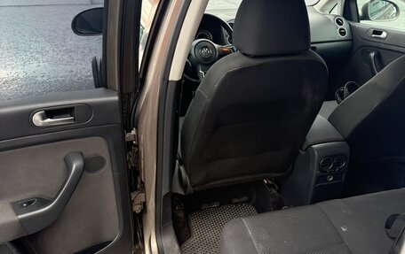Volkswagen Golf Plus II, 2012 год, 625 000 рублей, 24 фотография