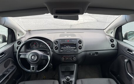 Volkswagen Golf Plus II, 2012 год, 625 000 рублей, 29 фотография