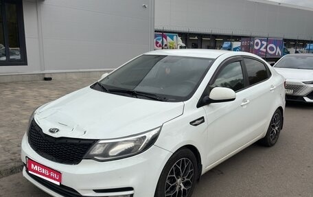KIA Rio III рестайлинг, 2015 год, 950 000 рублей, 1 фотография