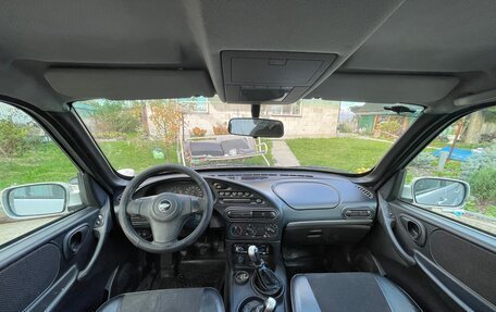 Chevrolet Niva I рестайлинг, 2010 год, 260 000 рублей, 15 фотография