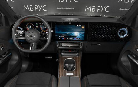 Mercedes-Benz GLB, 2026 год, 8 100 000 рублей, 2 фотография