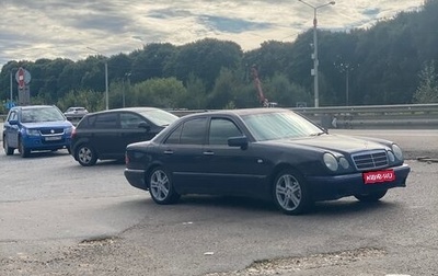 Mercedes-Benz E-Класс, 1998 год, 350 000 рублей, 1 фотография