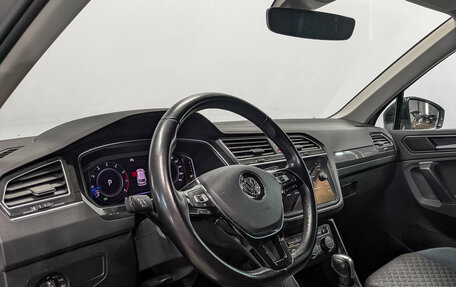 Volkswagen Tiguan II, 2020 год, 2 150 000 рублей, 15 фотография