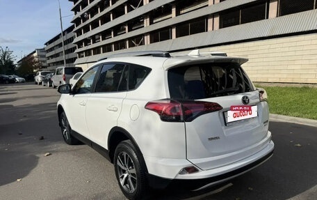 Toyota RAV4, 2018 год, 2 550 000 рублей, 4 фотография