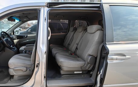 KIA Carnival III, 2007 год, 945 000 рублей, 5 фотография
