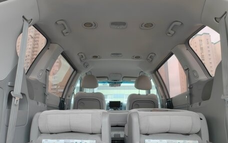 KIA Carnival III, 2007 год, 945 000 рублей, 23 фотография