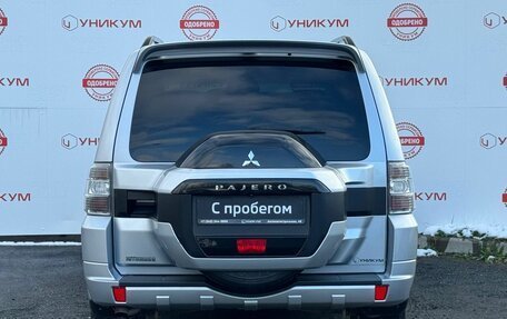 Mitsubishi Pajero IV, 2014 год, 2 369 000 рублей, 4 фотография