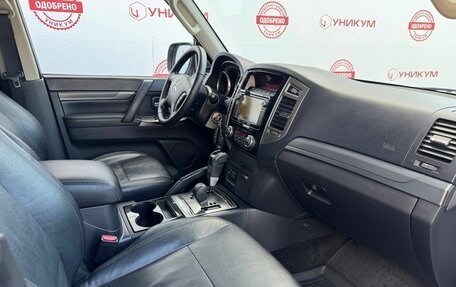 Mitsubishi Pajero IV, 2014 год, 2 369 000 рублей, 34 фотография