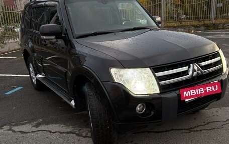 Mitsubishi Pajero IV, 2010 год, 1 850 000 рублей, 2 фотография