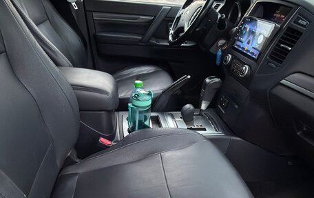 Mitsubishi Pajero IV, 2010 год, 1 850 000 рублей, 14 фотография
