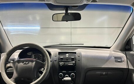 Hyundai Tucson III, 2005 год, 750 000 рублей, 13 фотография