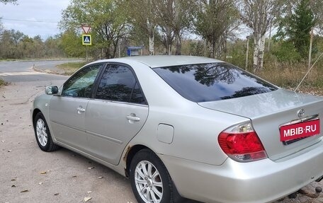Toyota Camry V40, 2004 год, 600 000 рублей, 4 фотография