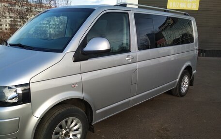 Volkswagen Caravelle T5, 2011 год, 2 245 000 рублей, 4 фотография