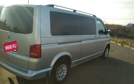 Volkswagen Caravelle T5, 2011 год, 2 245 000 рублей, 2 фотография