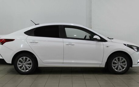 Hyundai Solaris II рестайлинг, 2021 год, 1 700 000 рублей, 5 фотография