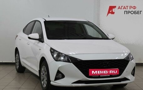 Hyundai Solaris II рестайлинг, 2021 год, 1 700 000 рублей, 3 фотография