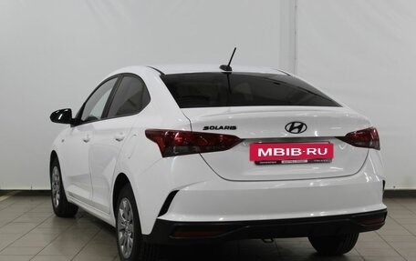 Hyundai Solaris II рестайлинг, 2021 год, 1 700 000 рублей, 8 фотография