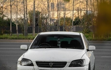 Toyota Altezza, 1999 год, 750 000 рублей, 1 фотография