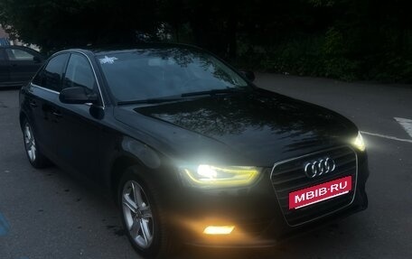 Audi A4, 2012 год, 1 090 000 рублей, 5 фотография