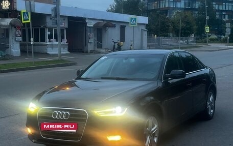 Audi A4, 2012 год, 1 090 000 рублей, 11 фотография