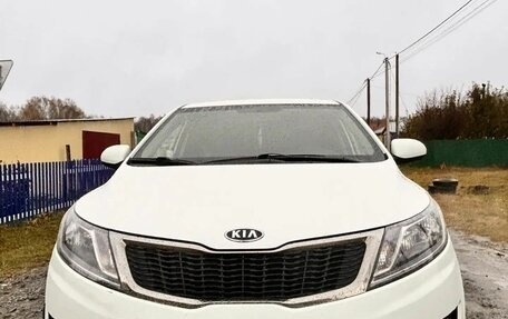 KIA Rio III рестайлинг, 2012 год, 750 000 рублей, 5 фотография